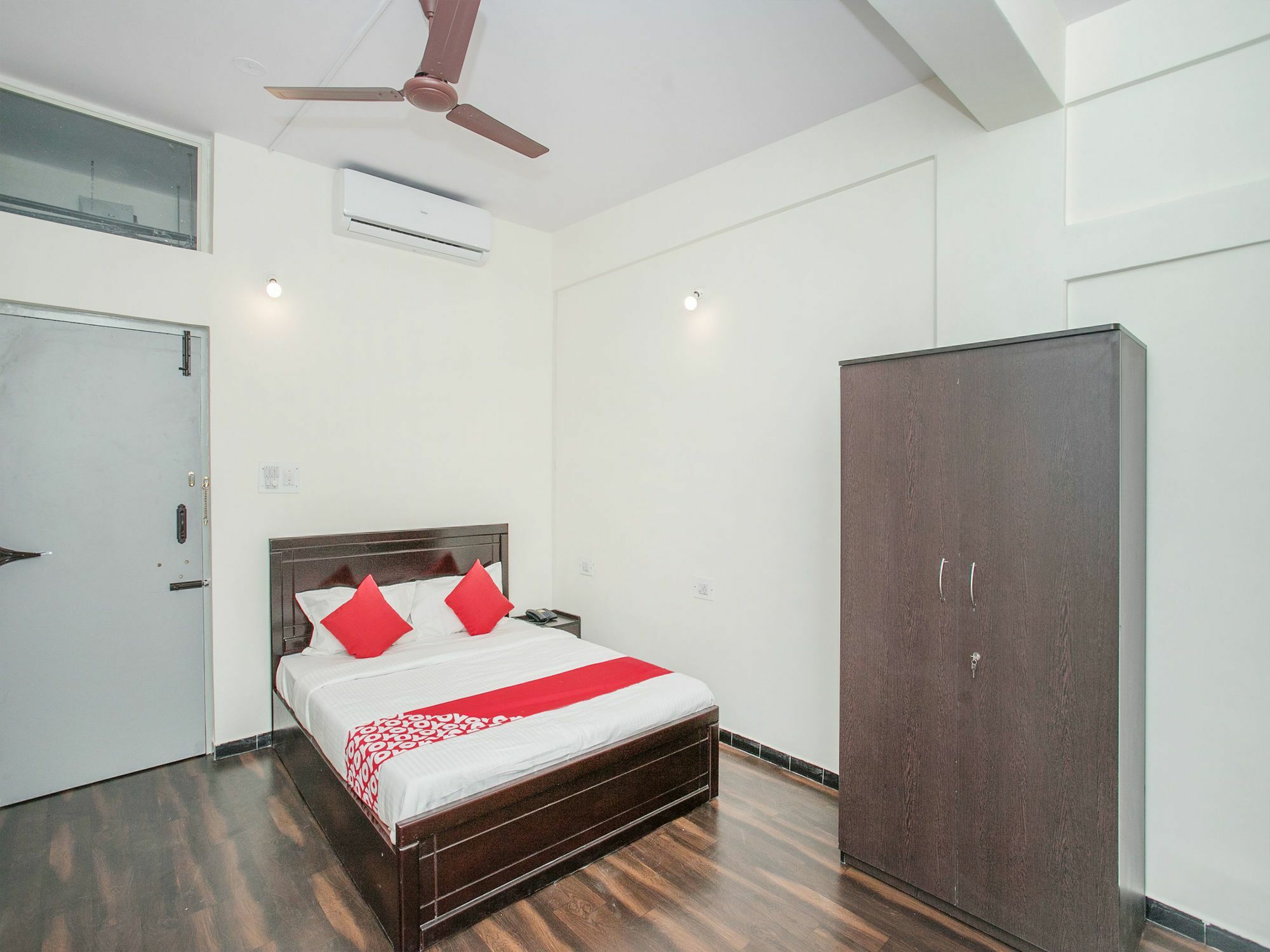 فندق Oyo 14430 Sunshine Grand بنغالور المظهر الخارجي الصورة